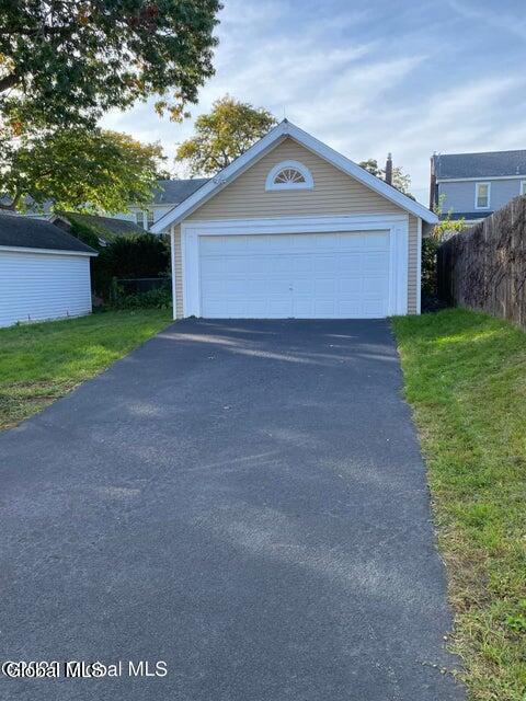 Photo - 30 Cardinal Ave