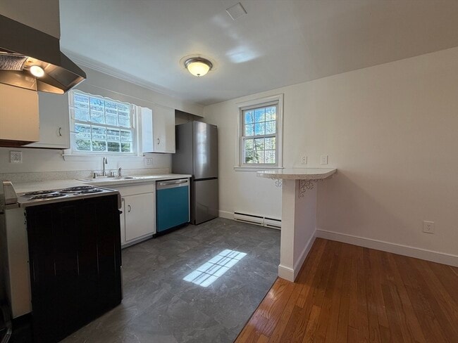Photo - 15 Park Ave Unit 1