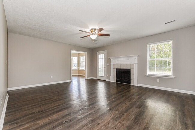 Photo - 2642 Weatherford St