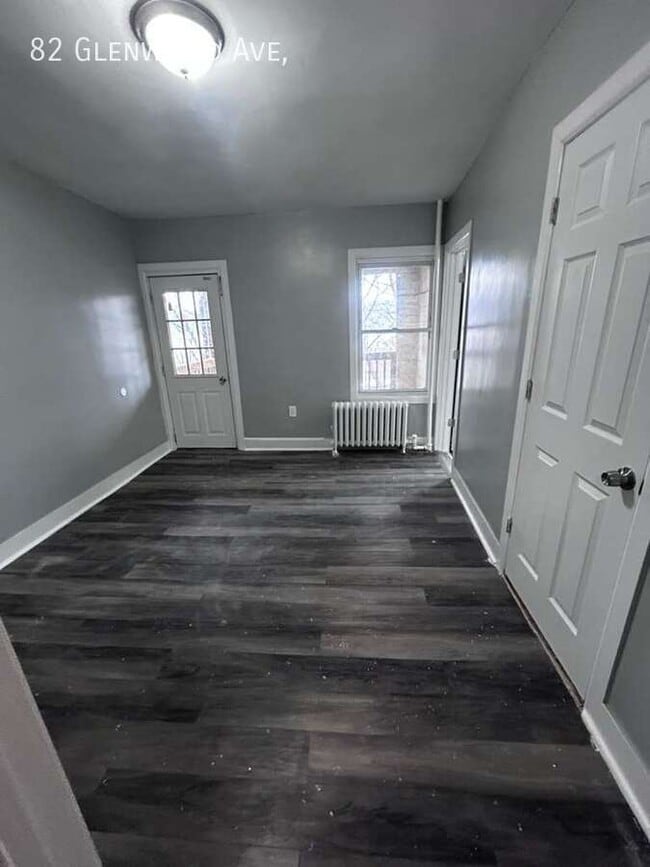 Photo - 82 Glenwood Ave