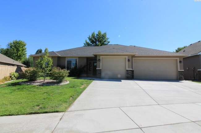 4 Bed/2 Bath Home in Kennewick - 4 Bed/2 Bath Home in Kennewick