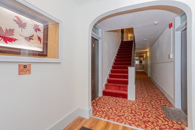 Red Maple Apartments
