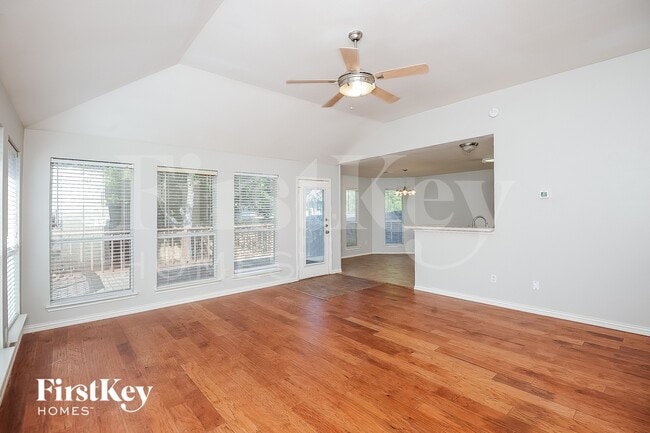 Photo - 729 Pace Dr