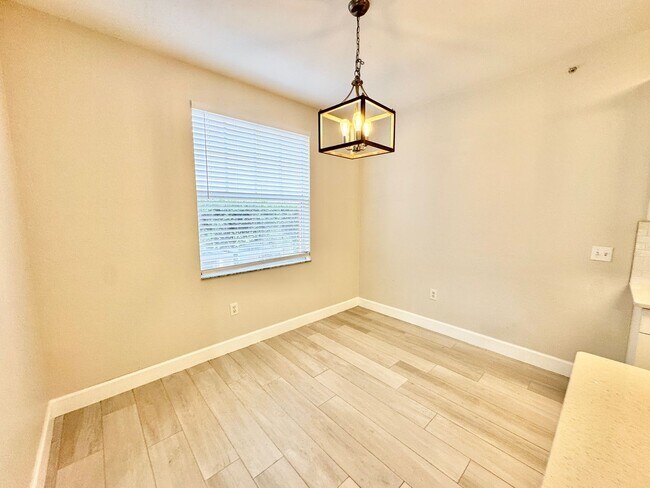 Photo - ** FAIRWAY PRESERVE ** 2 BED / 2 BATH COND...