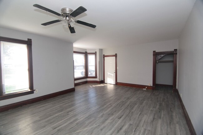 Photo - QCAS1-448 Apartment Unit 2