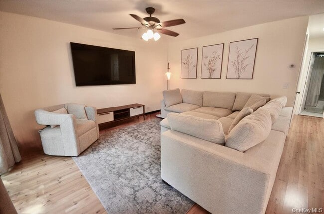 Building Photo - 99 Richmond Blvd Unit 3A