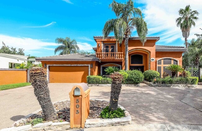 Photo - 503 W Avon Ct