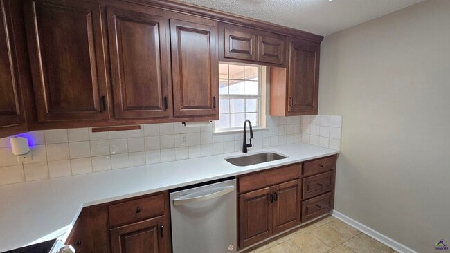 Photo - 229 Sunflower Dr