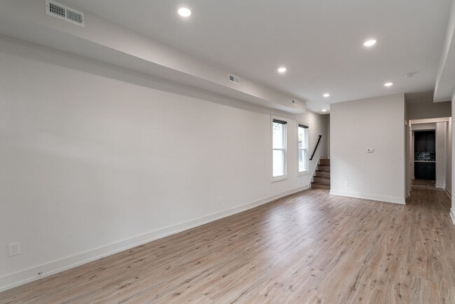 Photo - 468-470-470 E 2nd Ave Unit 468 E. 2nd Ave