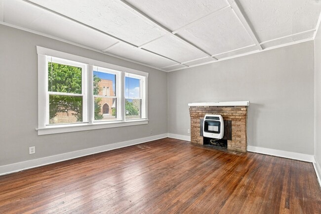 Photo - 4744 E 5th Pl Unit 4744