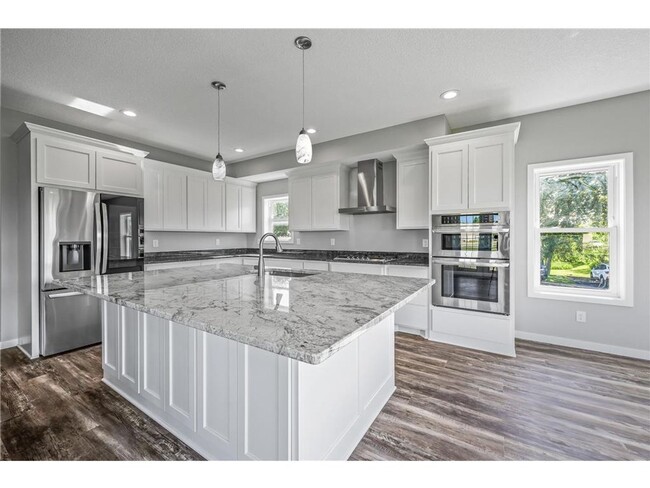 Rare 3 bed 4 bath no upgrade left out! 2 f... - Rare 3 bed 4 bath no upgrade left out! 2 f... Casa