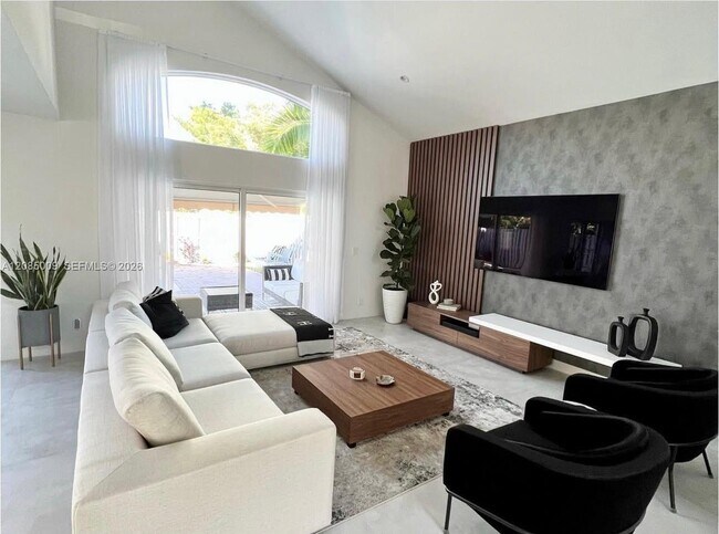 Photo - 4827 SW 34th Ave