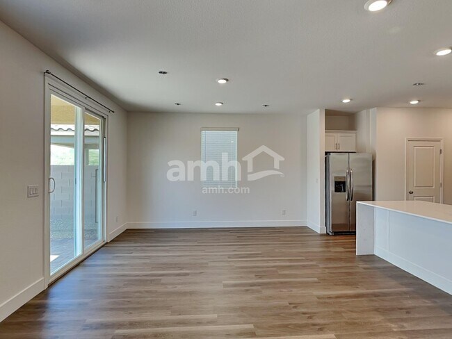 Photo - 10132 Cv Mountain St