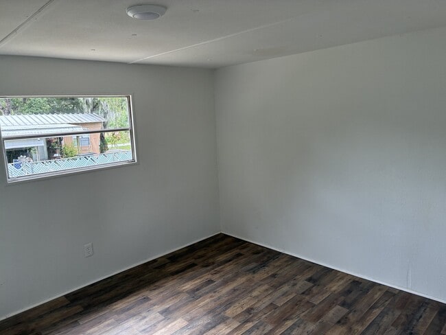 Photo - 1666 Highland Ct