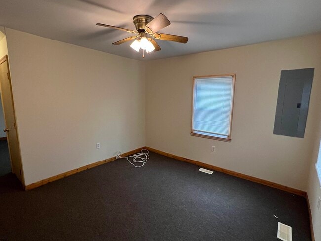 Photo - 209 W Pacific Ave