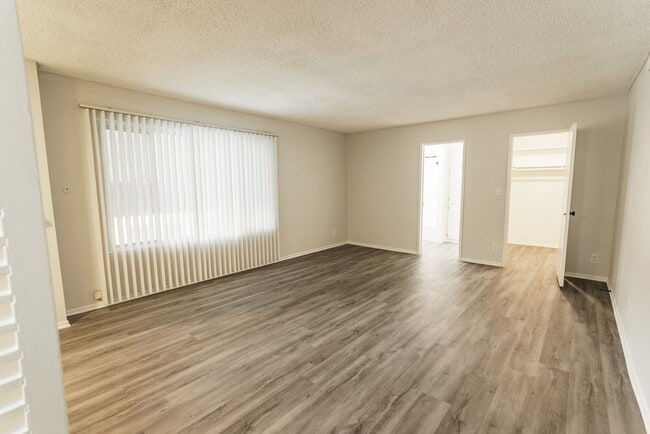 Photo - 226 South Serrano