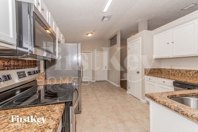 Photo - 12187 Silver Saddle Dr