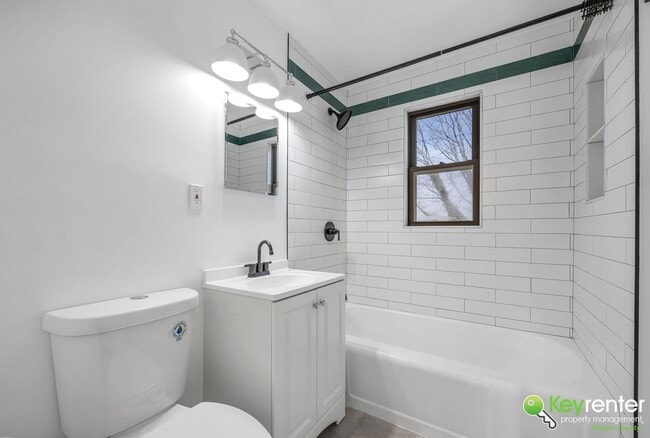 Photo - Renovated Studio with easy access to NYC