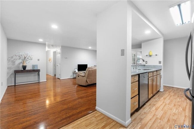 Photo - well-kept 2-bedroom, 2-bath condo