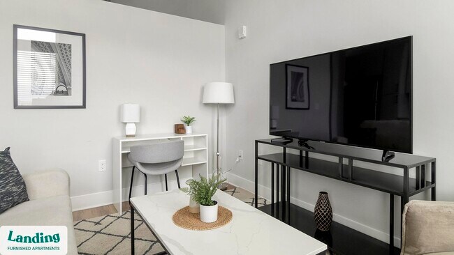 Photo - 545 Foster St Unidad 615.1403757