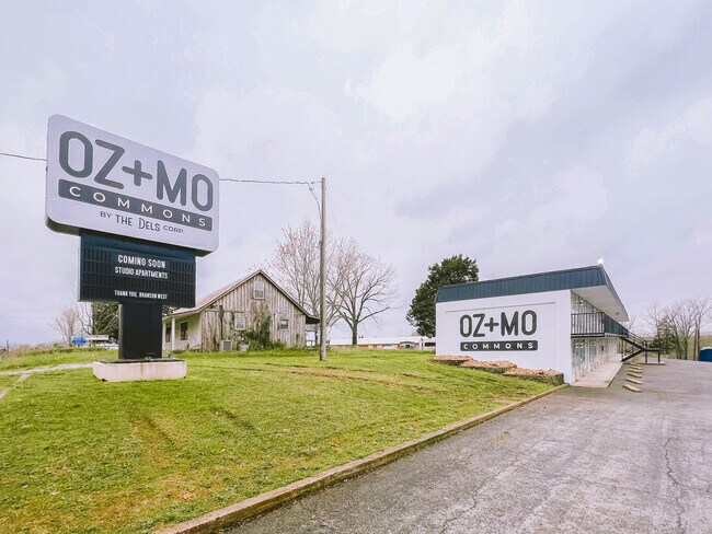 OZ+MO Commons