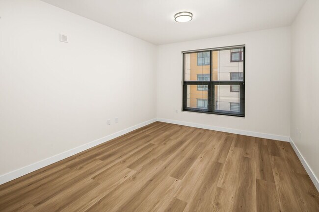 Photo - 1150 J St Unit 612