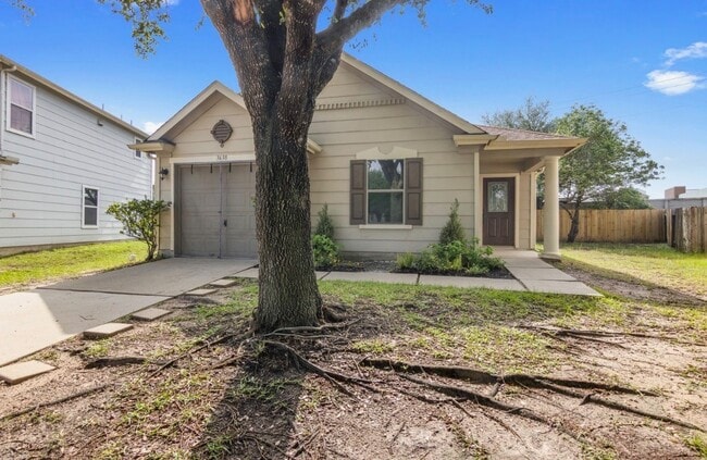 Photo - 3638 Fuller Bluff Dr