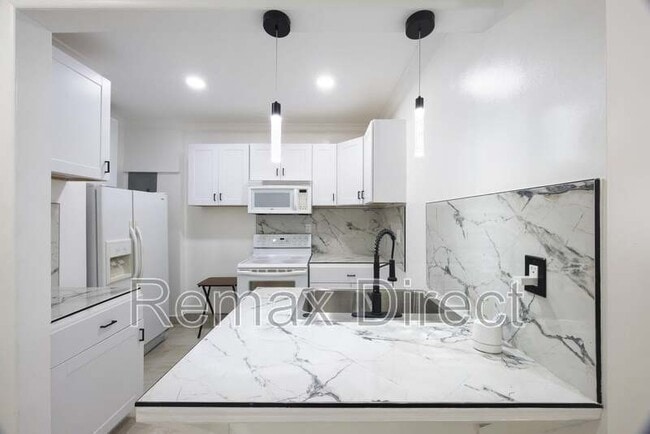 Photo - 4591 Purdy Ln