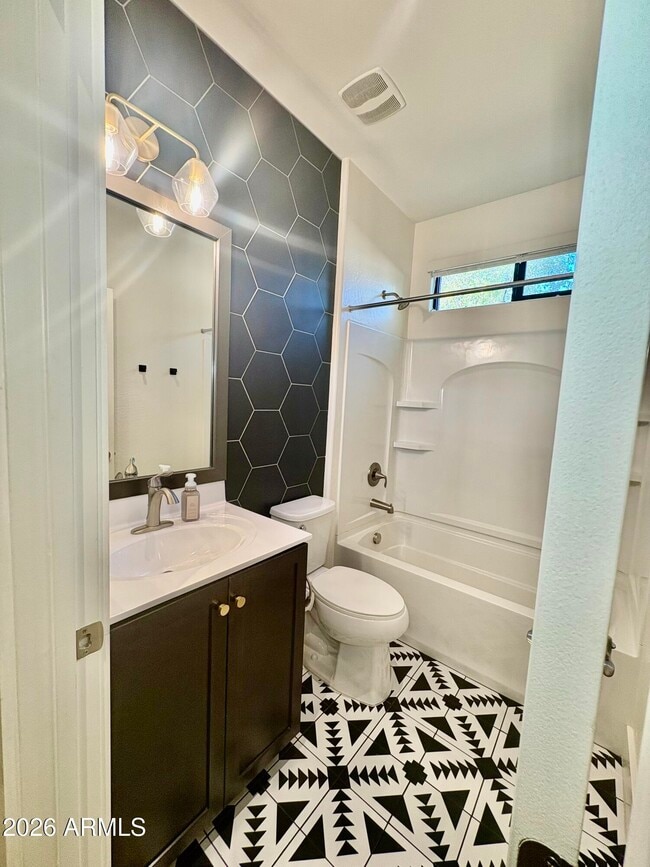 Photo - 4740 E Tierra Buena Ln