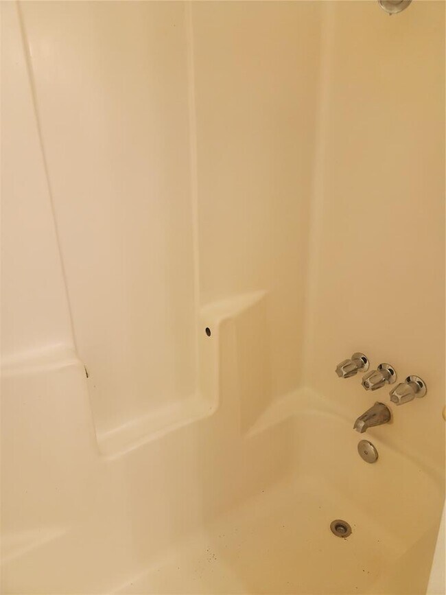 Photo - 905 Fieldwood Dr
