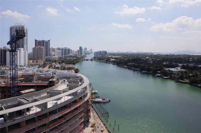 6700 Indian Creek Dr Unit PH5
