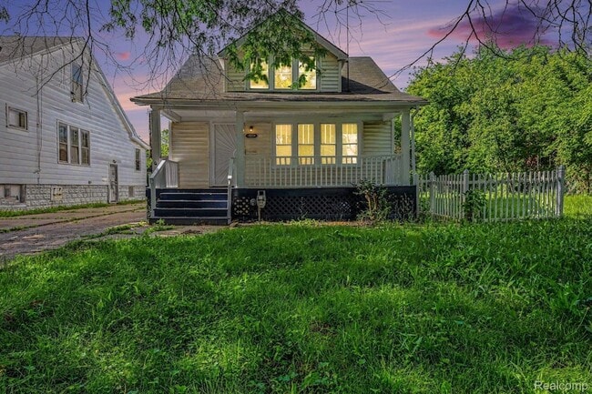 Building Photo - 15224 Rossini Dr