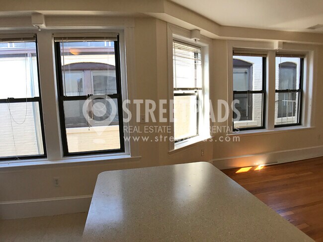 Photo - 881 Massachusetts Ave Unit 44