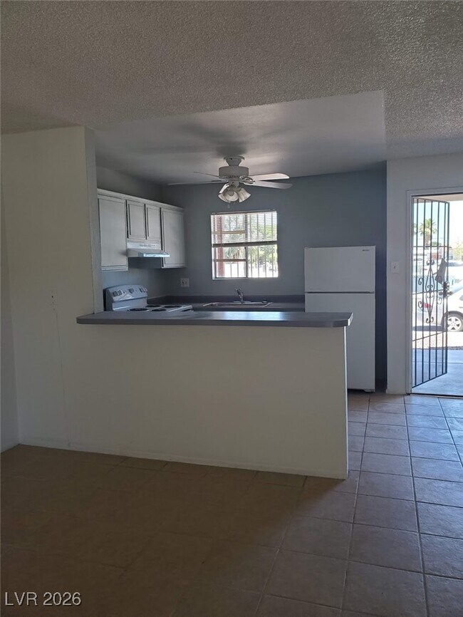 5390 S Swenson St Unit 27