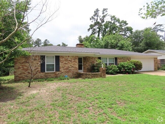Building Photo - Cozy 3 Bedroom 2 Bathroom In Tyler!! Rental