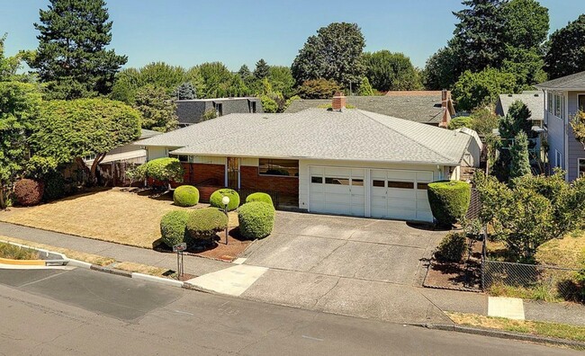 Photo - 4206 NE 131st Pl