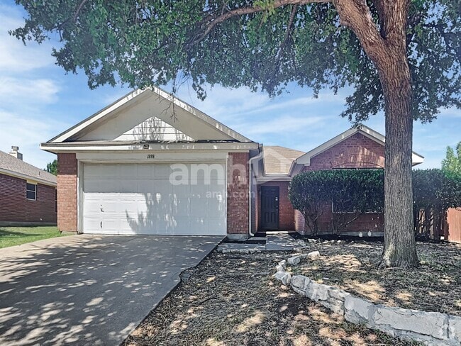 Building Photo - 1898 Barton Springs Dr Rental