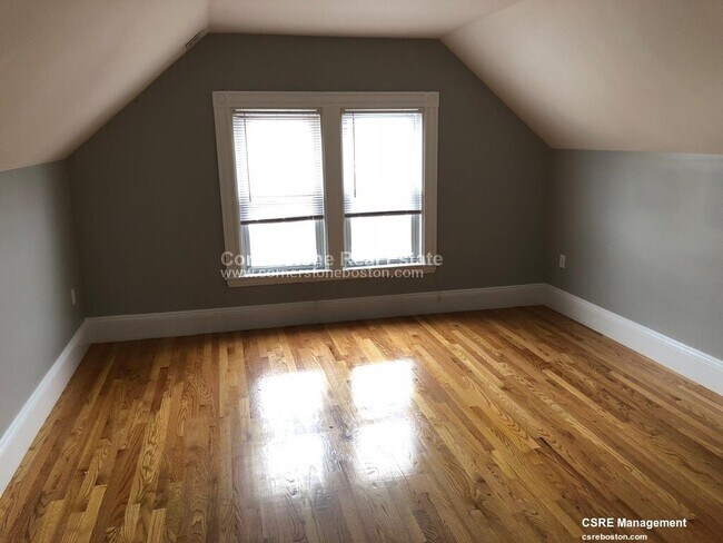 Photo - 122 Calumet St Unidad 3