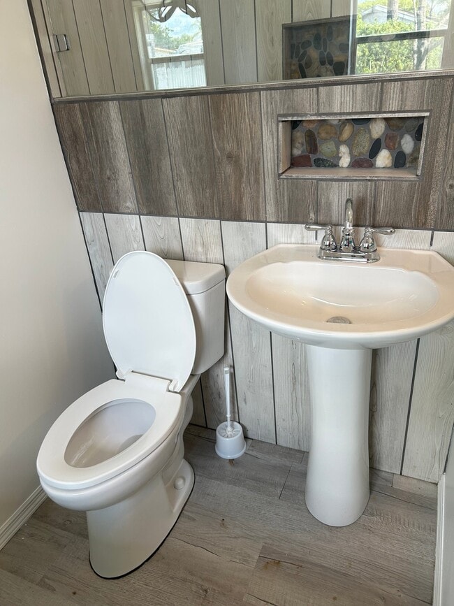 Photo - 1709 Furey Dr