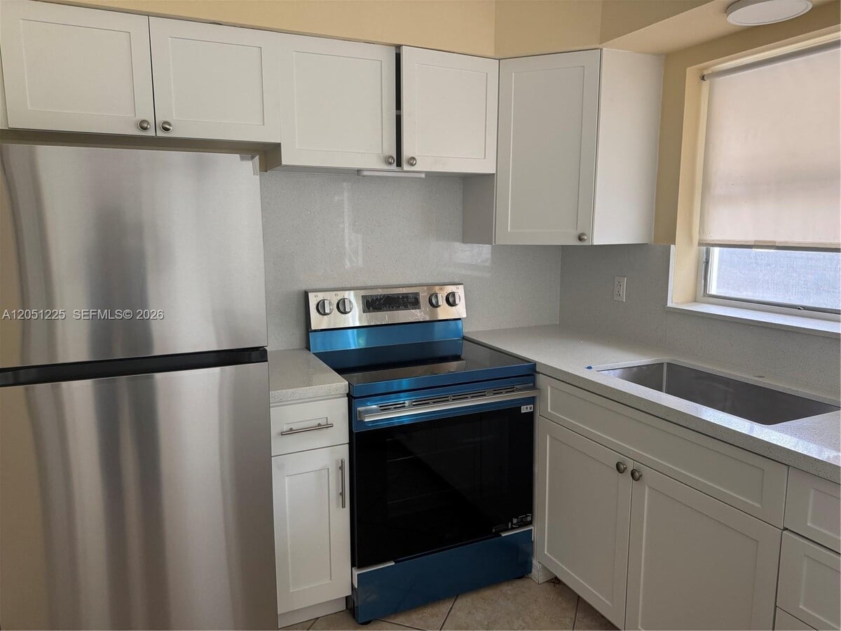 Photo - 2241 Monroe St Unit 8