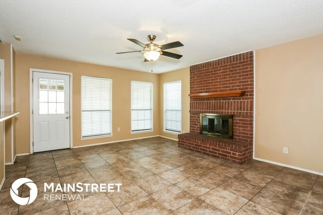 Photo - 4149 Stinwick Ln