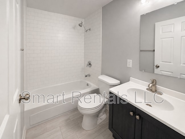 2509 Bellevue Ave