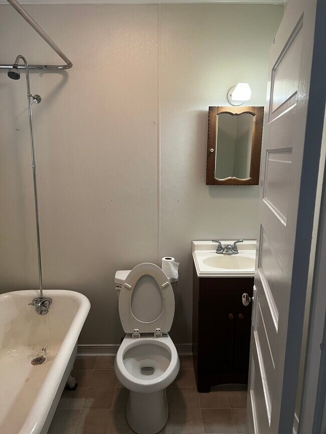 406 Edgemont House House Rental in Albemarle, NC