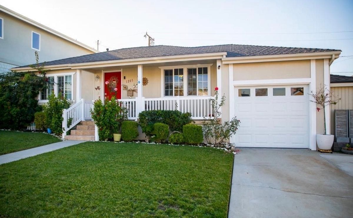 Photo - 1205 Manzanita Ln