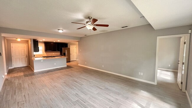 Photo - BEAUTIFUL 3/2 w/ office HOME in Deltona!