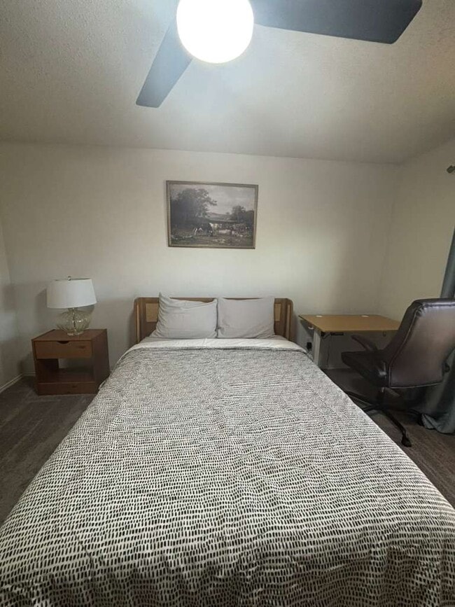 Photo - 606 Bandera St