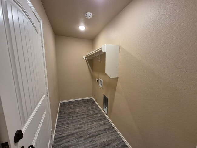 Photo - Spacious 3 bedroom home