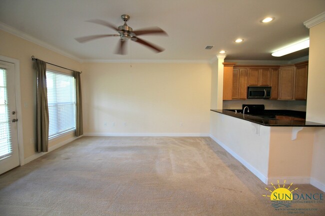 Lovely 3 Bedroom Townhouse in Destin! - Lovely 3 Bedroom Townhouse in Destin!