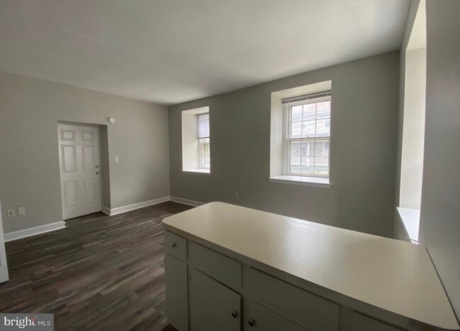 Photo - 51 E Main St Unit APT 1