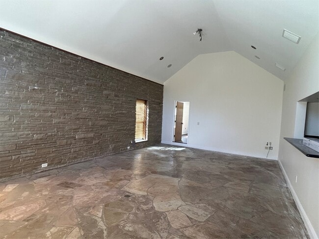 Photo - 827 Monte Cello St